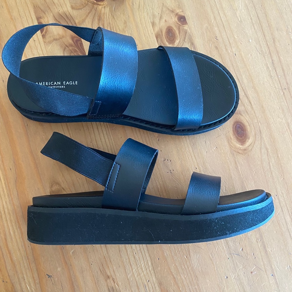👠 2X HP 👠 American Eagle Black Platform Sandals